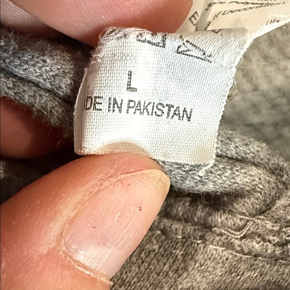 MillTex HARVARD University H&M Hoodie - Gray Pullover Sweatshirt - Sz L - Picture 5 of 10